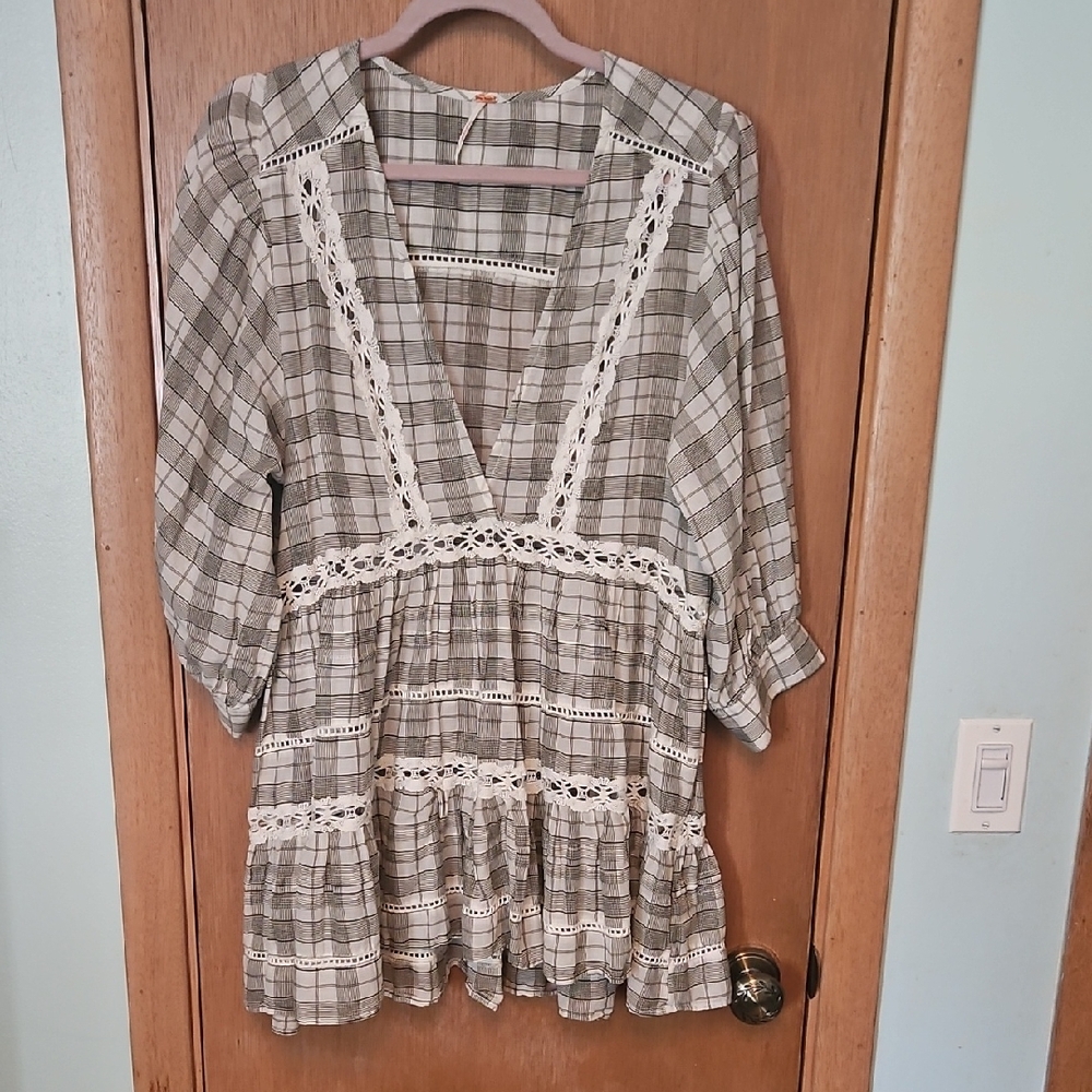 Free People White and Brown Ruffled Tiered Tunic